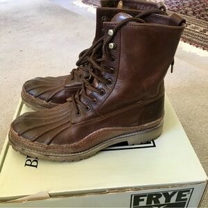 Size 10 Men’s Frye Thurman Lace up Boots